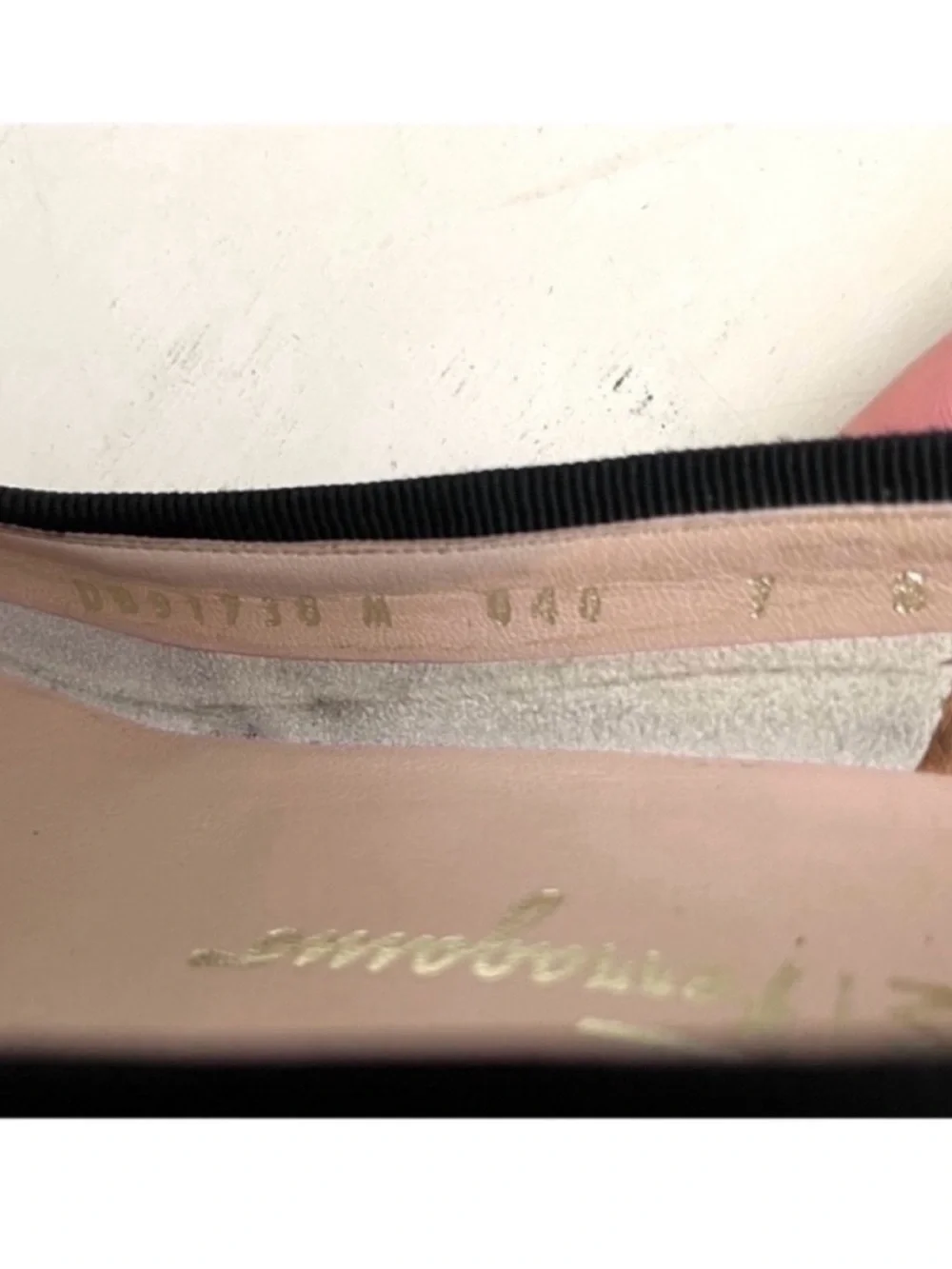Salvatore Ferragamo My Charme Black Patent Vara Logo Ballet Flats Size 7B